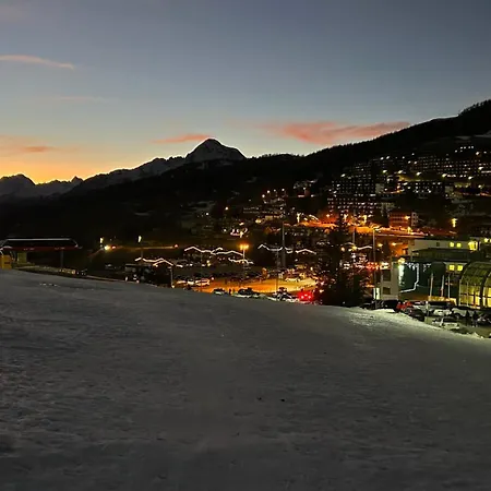 Villaggio Olimpico *